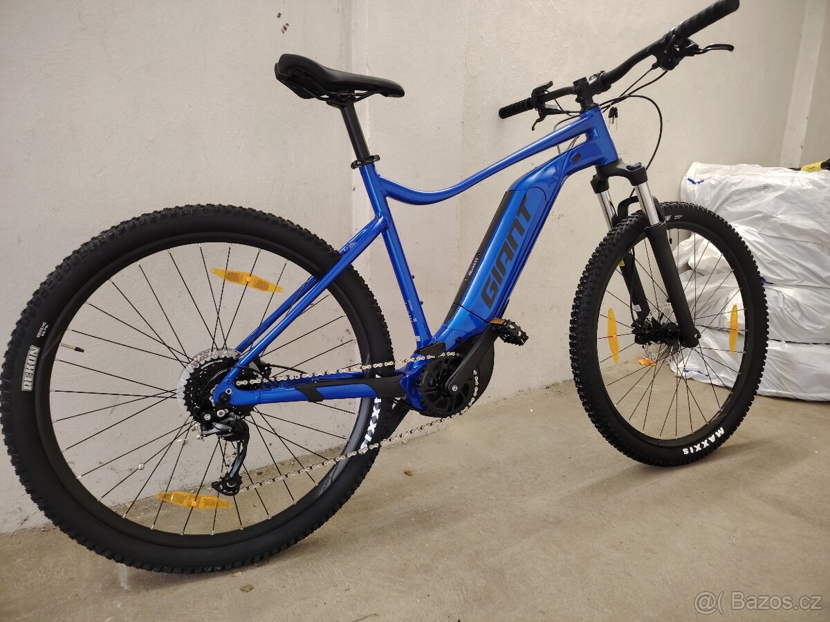 Nová horská elektrokola 29" Giant talon