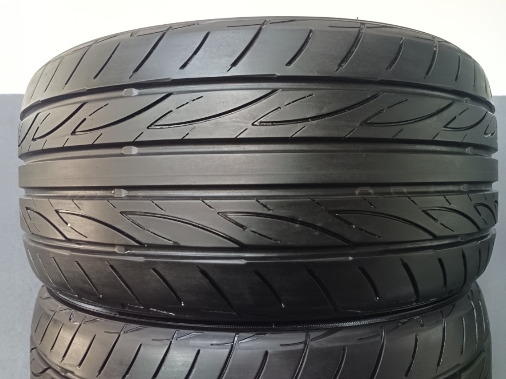 235/35 R19 YOKOHAMA (4522)