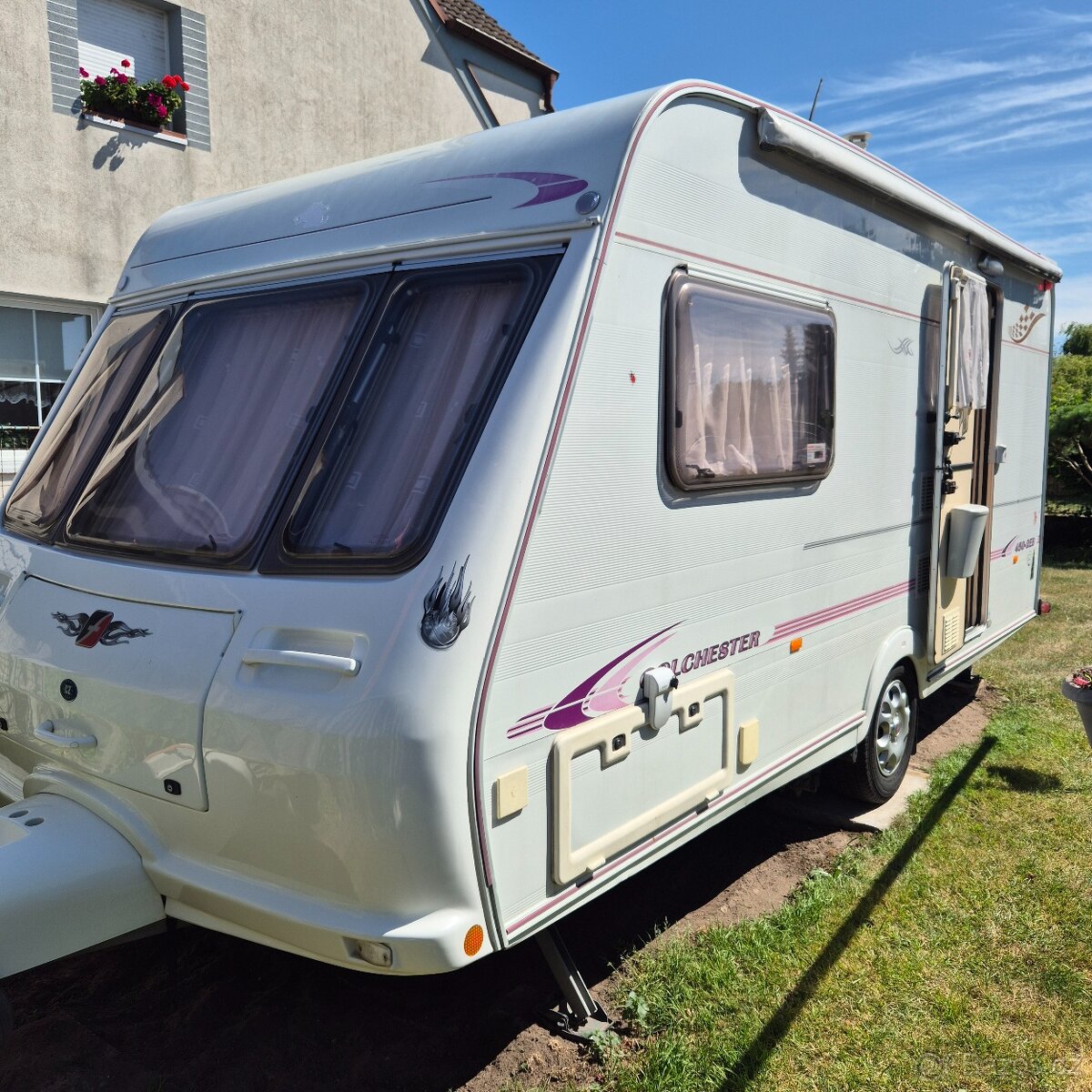 Lehký Anglický karavan