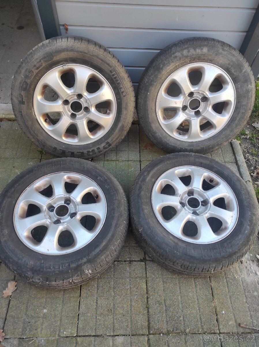 Al kola s pneu- Peugeot 307