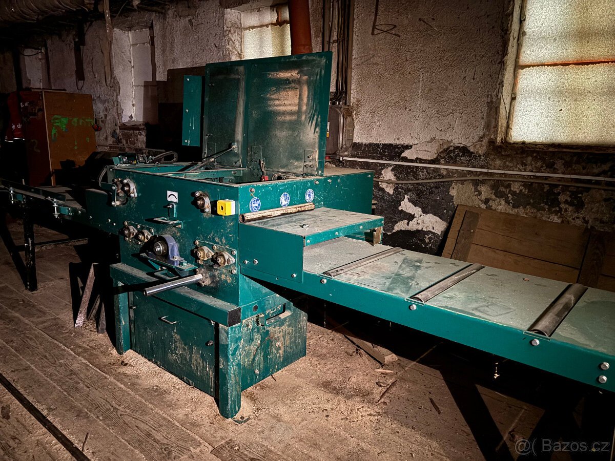 Omítací vícekotoučová pila Edger, omítací pila Wood-mizer EG