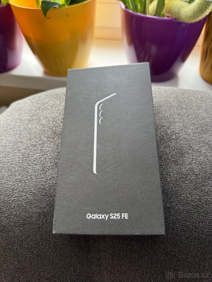SAMSUNG GALAXY S25 FE 8/128GB NOVÝ
