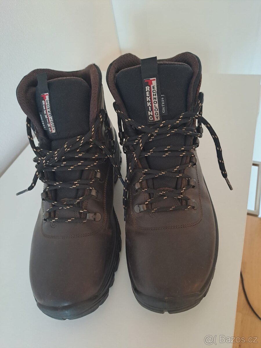Trekové boty kůže vel. 43