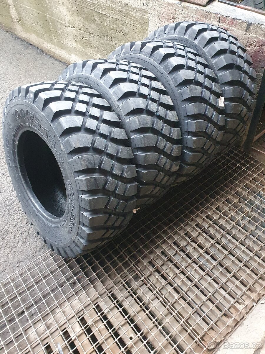 Pneu 10,0 / 75 - 15,3 Marcher  UNC-201