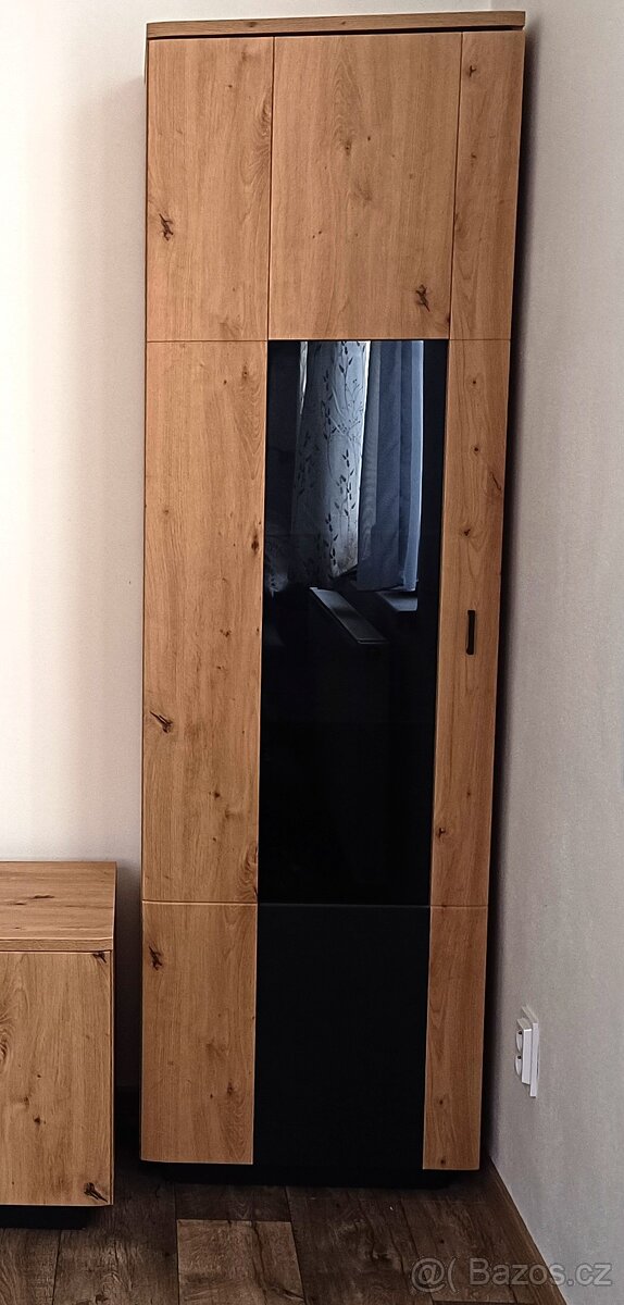 Obývací sestava, stav nového, celkem 5 ks.