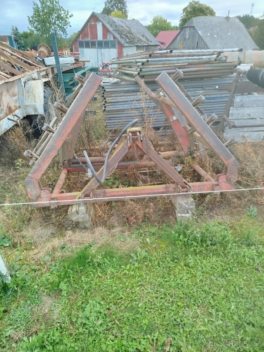 Prodám luční smyk.