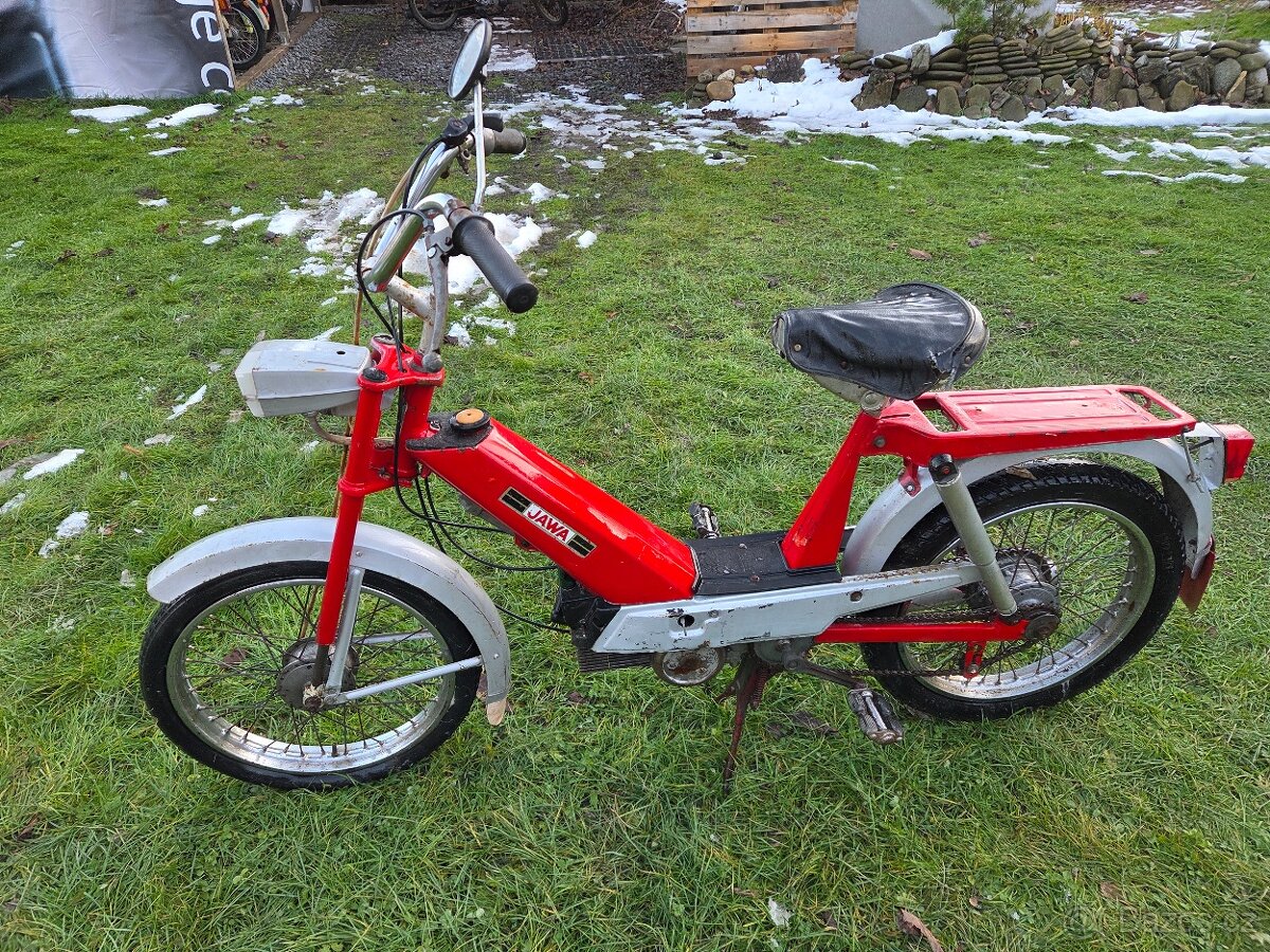 Babetta 207 s kartičkou, červená 7.