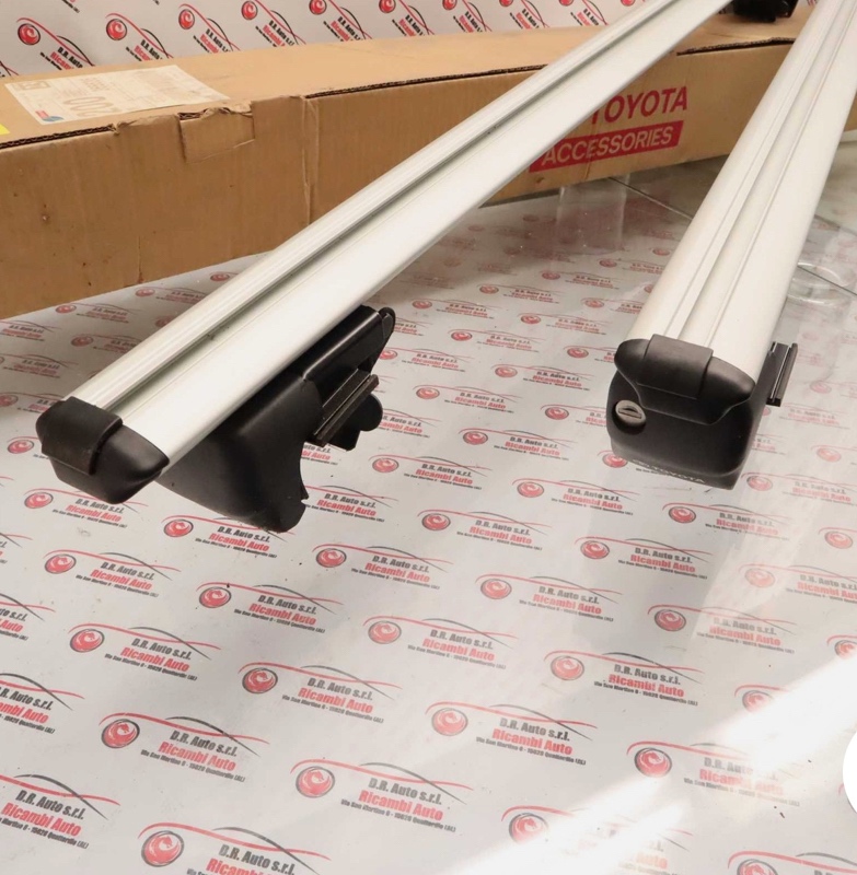 Stresni nosice Toyota Avensis