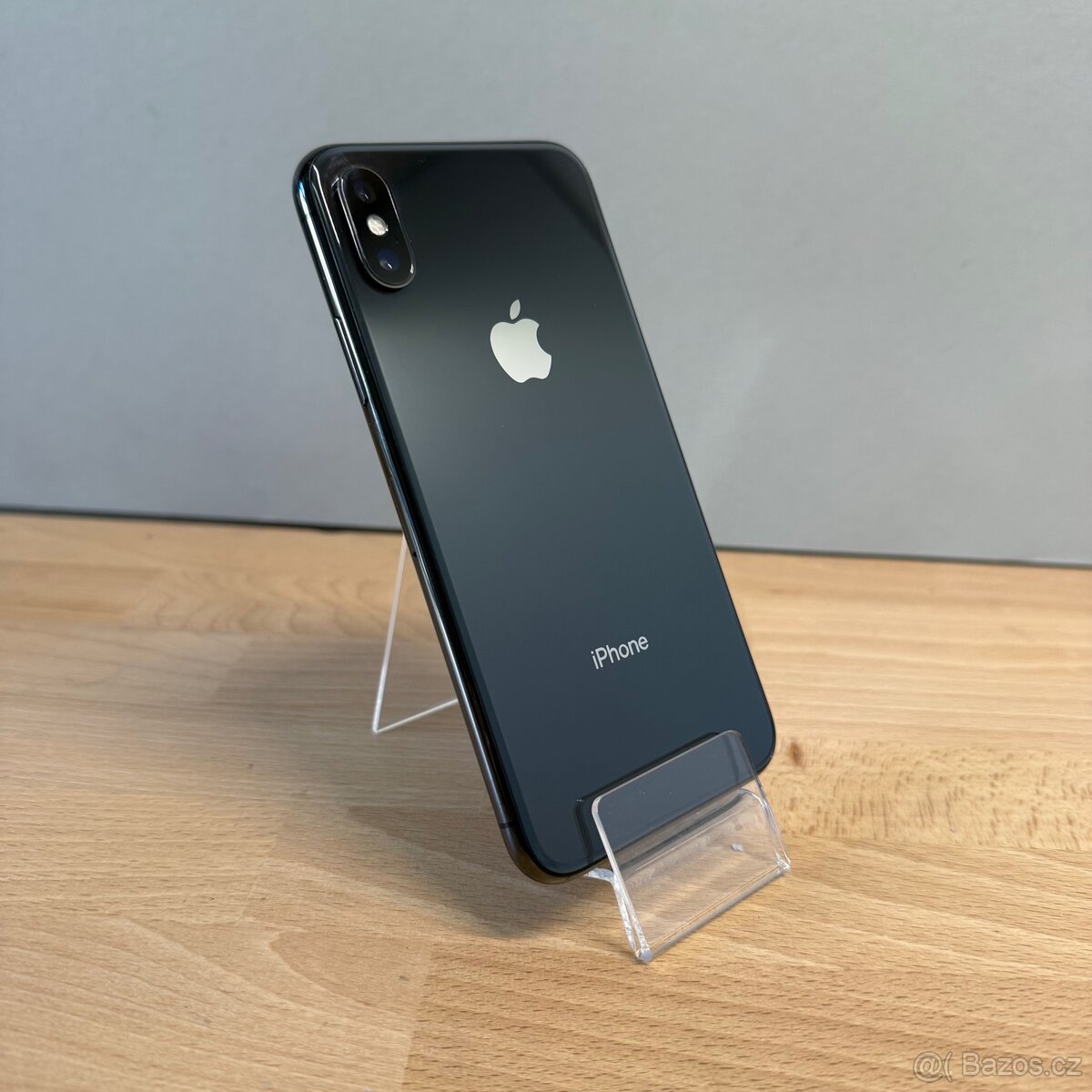 iPhone X 64GB, černý (12 měsíců záruka)