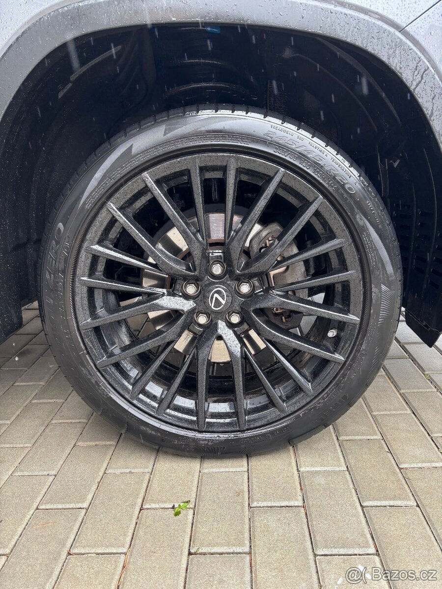 Alu kola Lexus R20 – s pneu PIRELLI, 4ks
