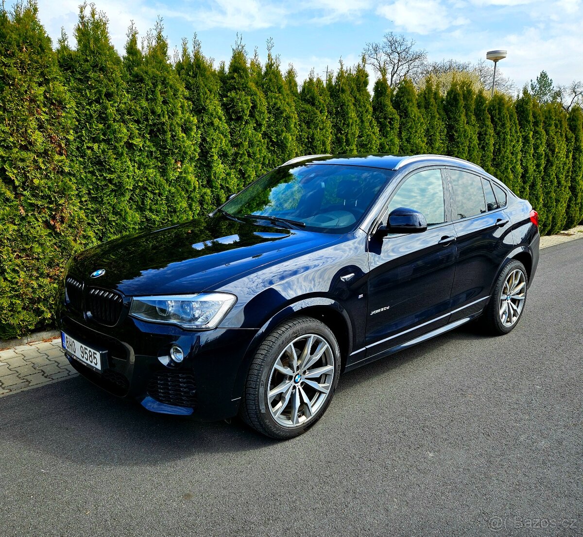 BMW X4 XDrive 3.0d M PAKET KRÁSNÝ A PLNĚ SEFVISOVANÝ VŮZ