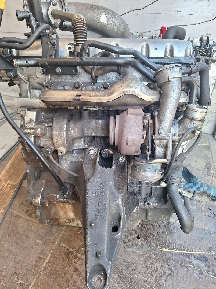 Motor Volkswagen T5. 2,5 litru, AXD