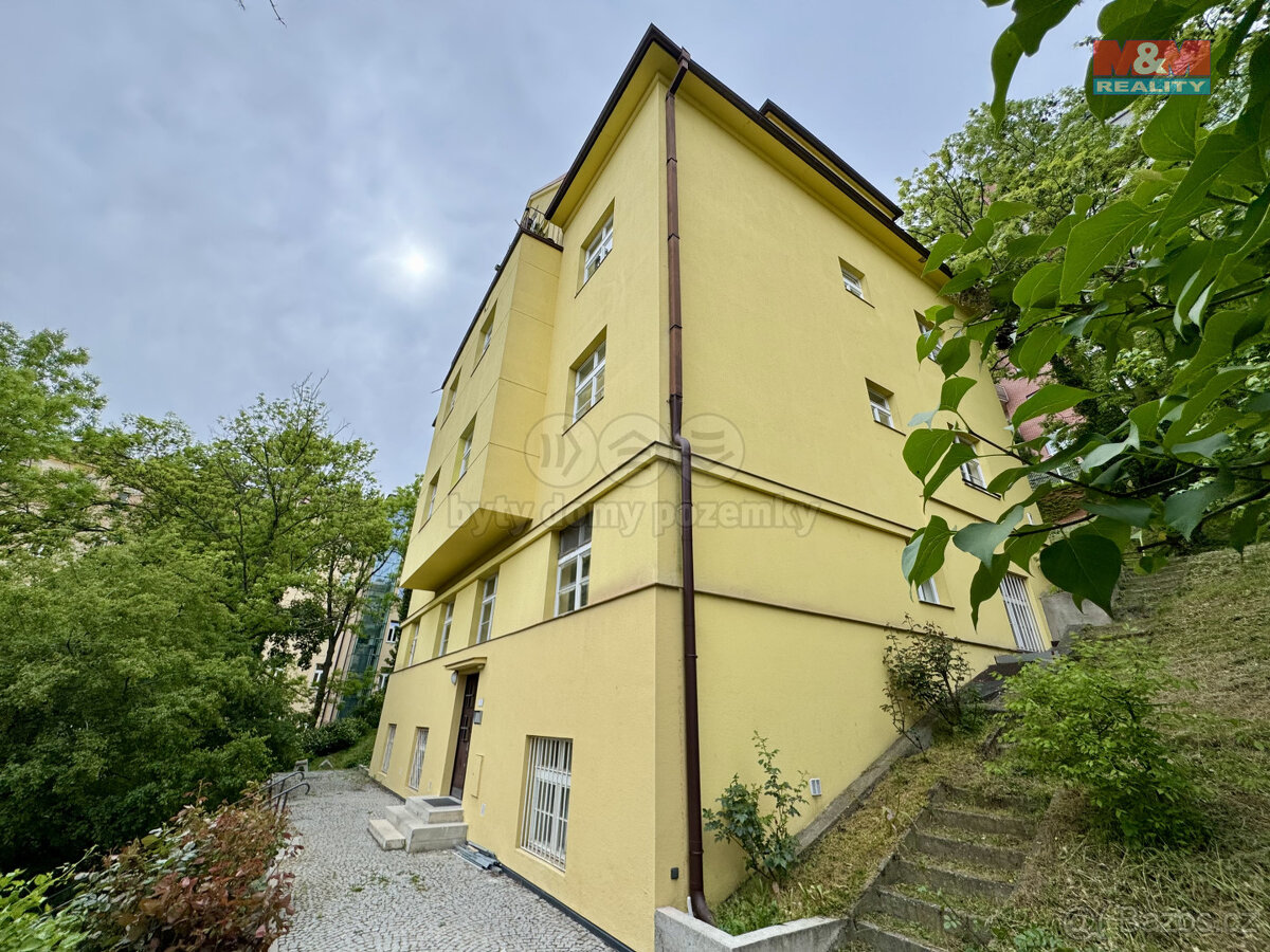 Prodej bytu 2+kk, 42 m², Praha, ul. Pod Zvonařkou