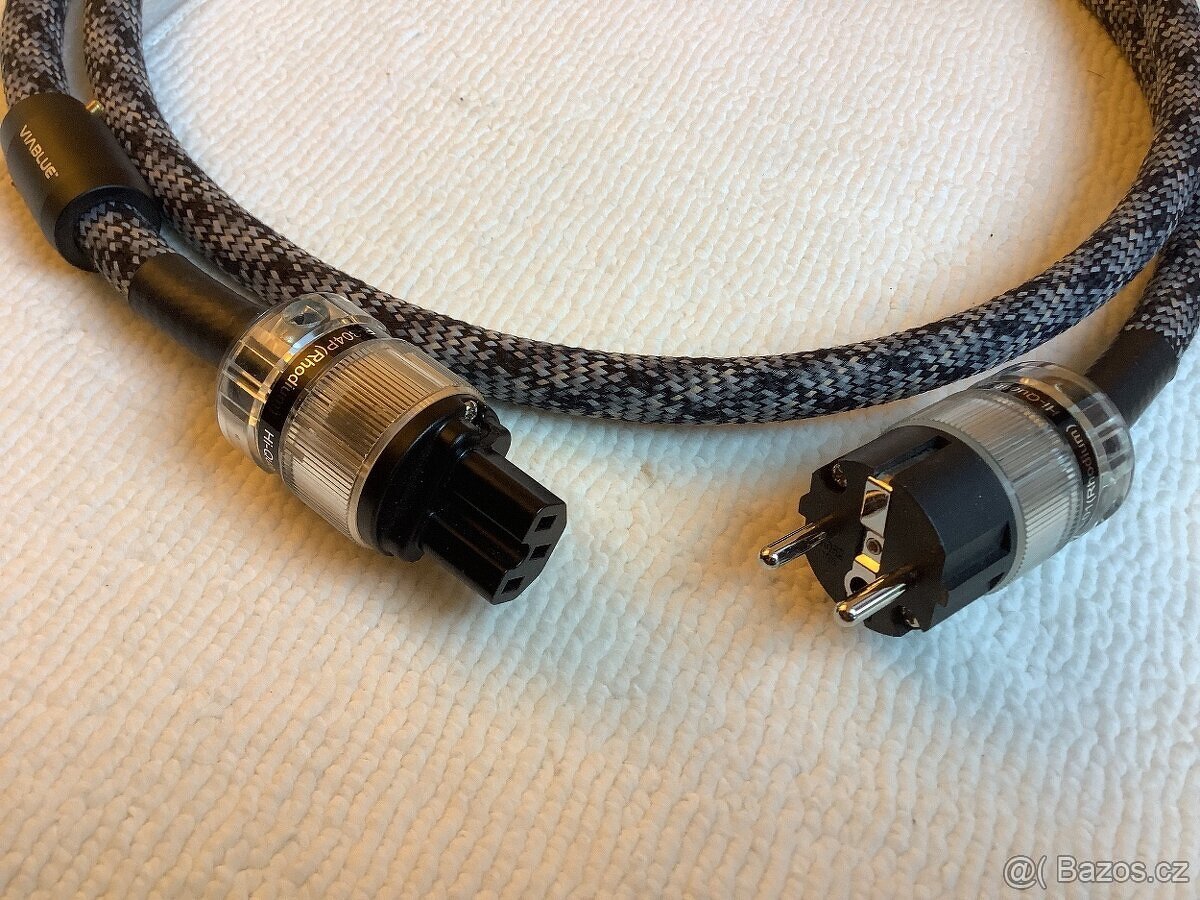 Viablue X-40 napájecí kabel, Rhodium konektory