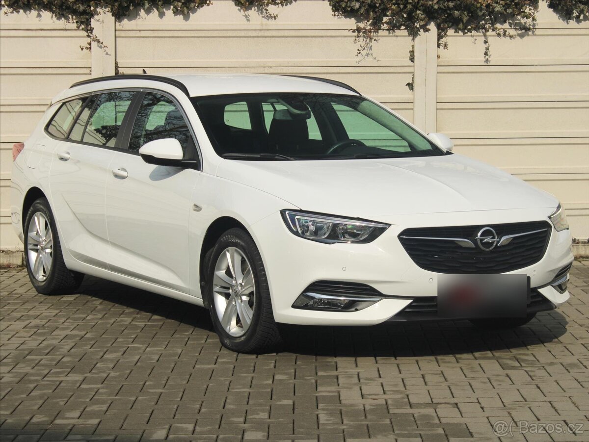 Opel Insignia 2,0 CDTi 125kW AT Edition ČR 1.maj 16V Sports
