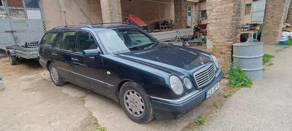 Mercedes E210 E290