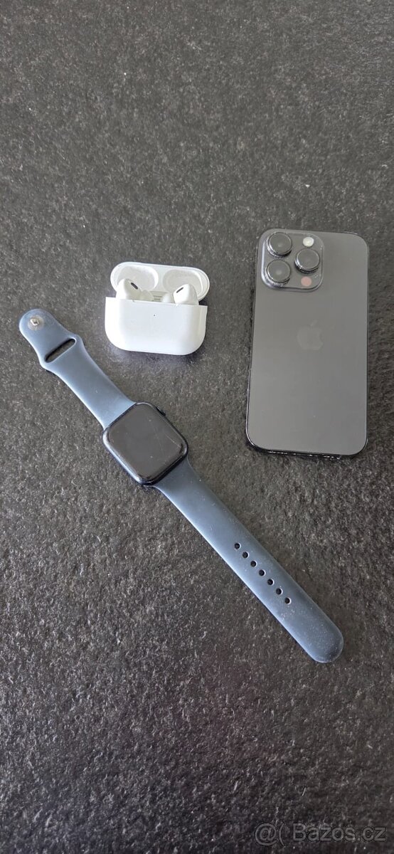 iPhone 14 Pro, Apple Watch + Apple AirPods