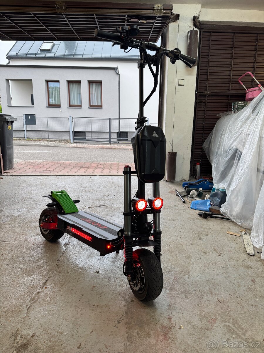 Laotie Ti30, DualMotor, 5600W