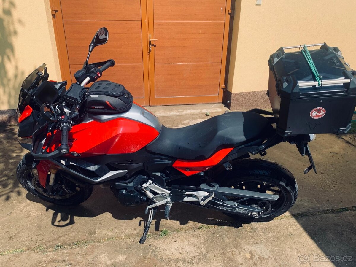 BMW 900 XR