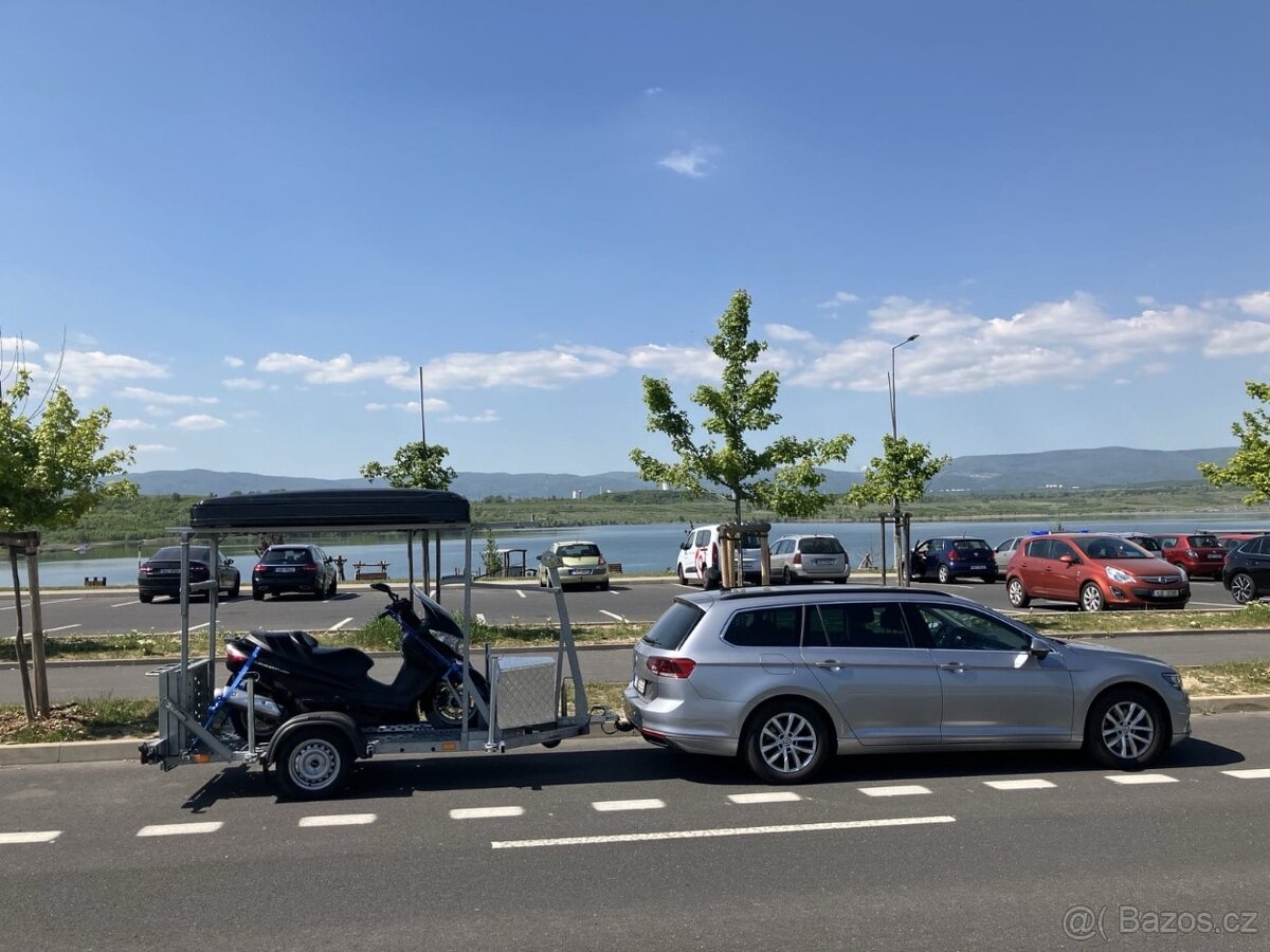 Přívěs na motorku + autostan + kanoe, kajak