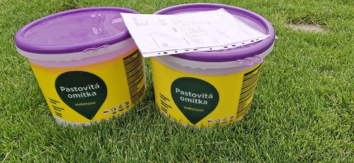 2x 25 kg omítka Weber.Pas zrnitost 1,5mm BI00 bílá