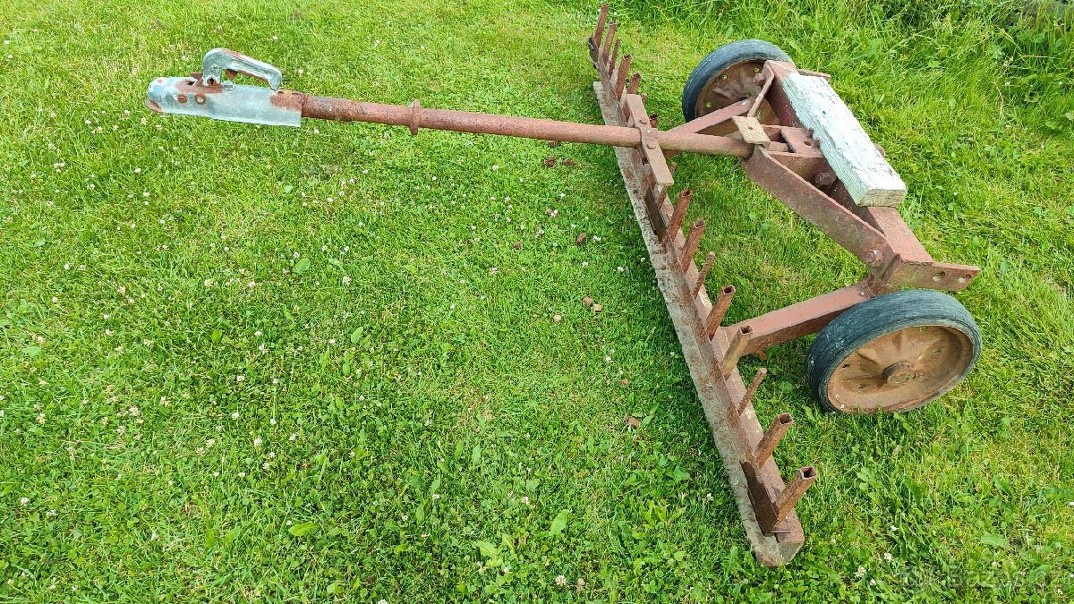 Břit za traktor