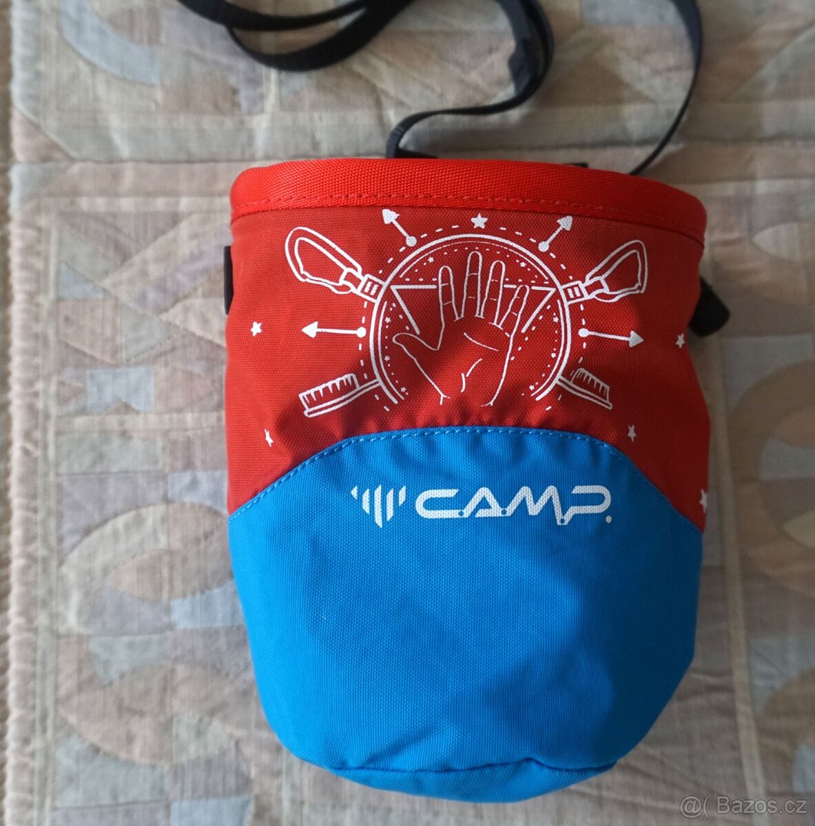 Nový lezecký pytlík CAMP Acqualong červenomodrý