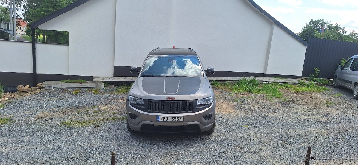 JEEP GRAND CHEROKEE OVERLAND 3.0 CRD, ODPOČET DPH(KEYLESS)