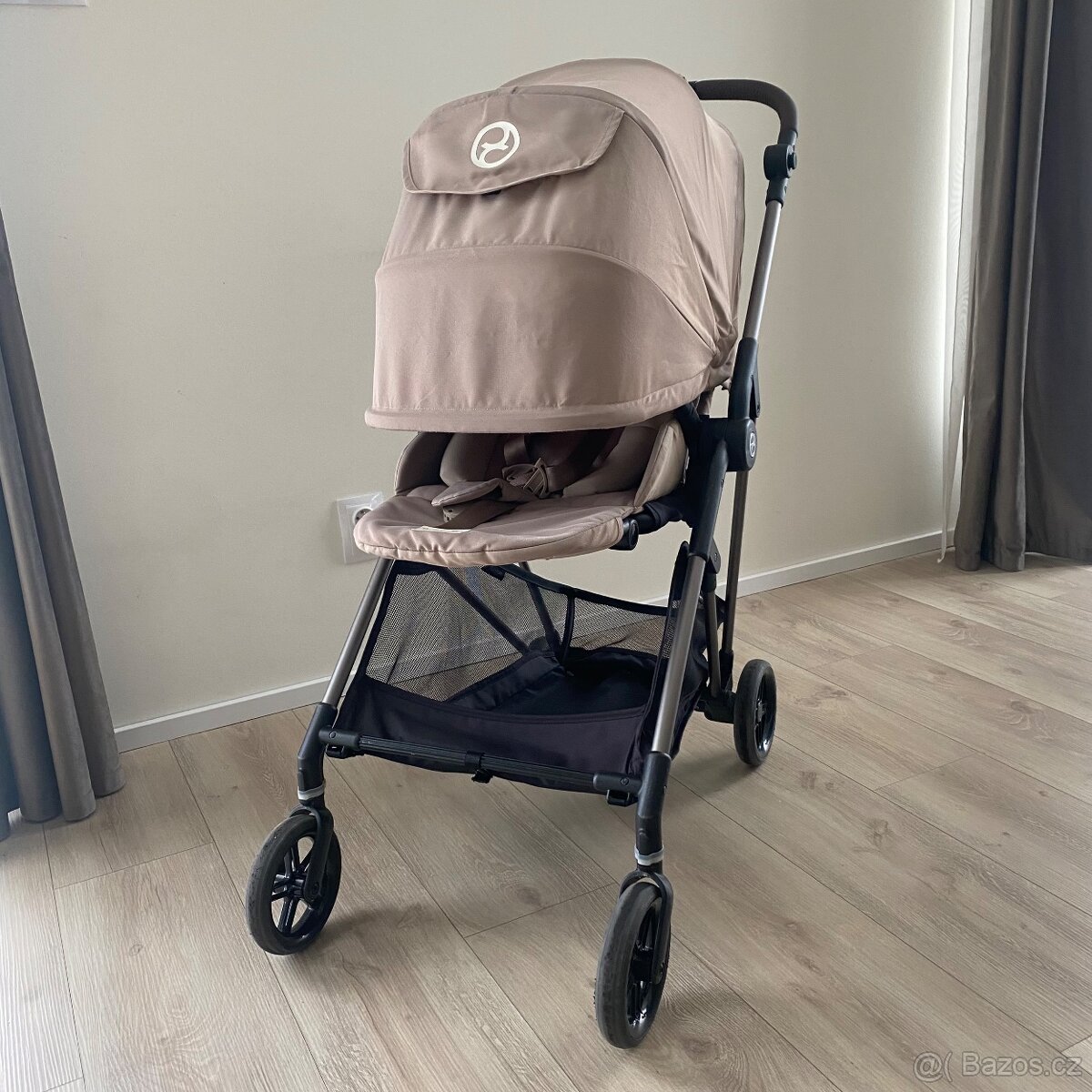 Kočárek Cybex melio 2023 - včetně korby.
