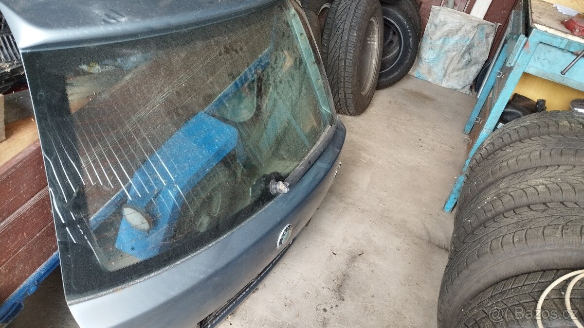 Zadní dveře Fabia 1