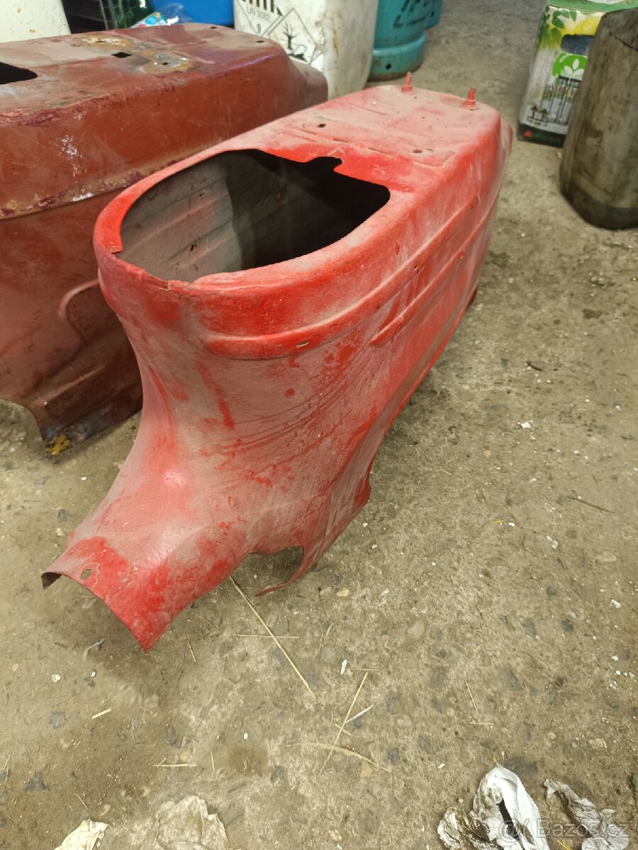 Podsedlový plech Jawa pionýr