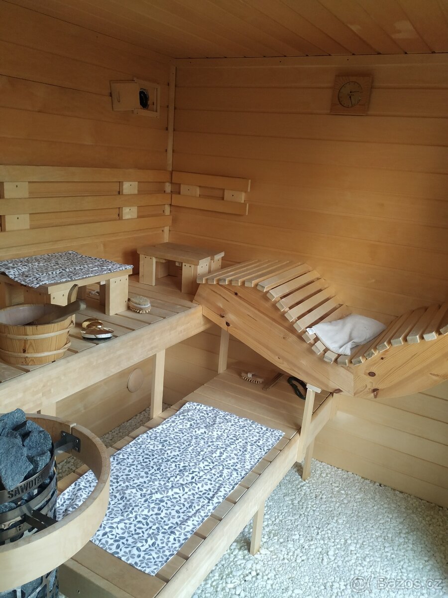 Venkovní sauna s odpočívárnou