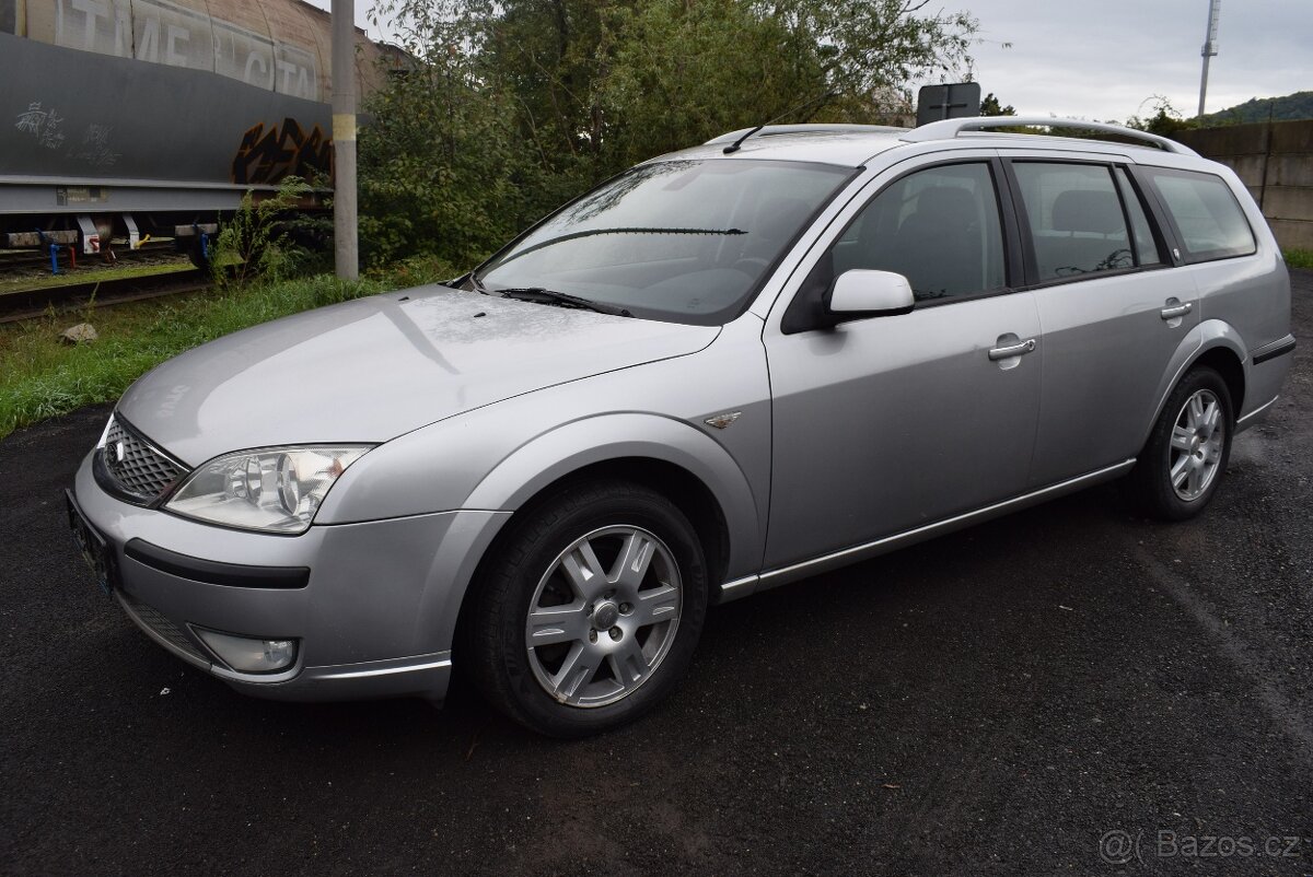 Ford Mondeo 1,8 i GHIA,PO SERVISU,BEZ KOROZE
