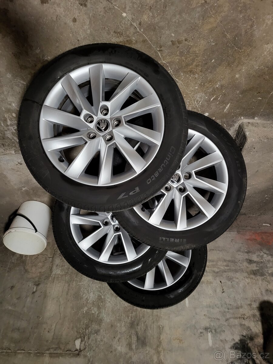 Alu kola Škoda,Stratos 215/55 R17