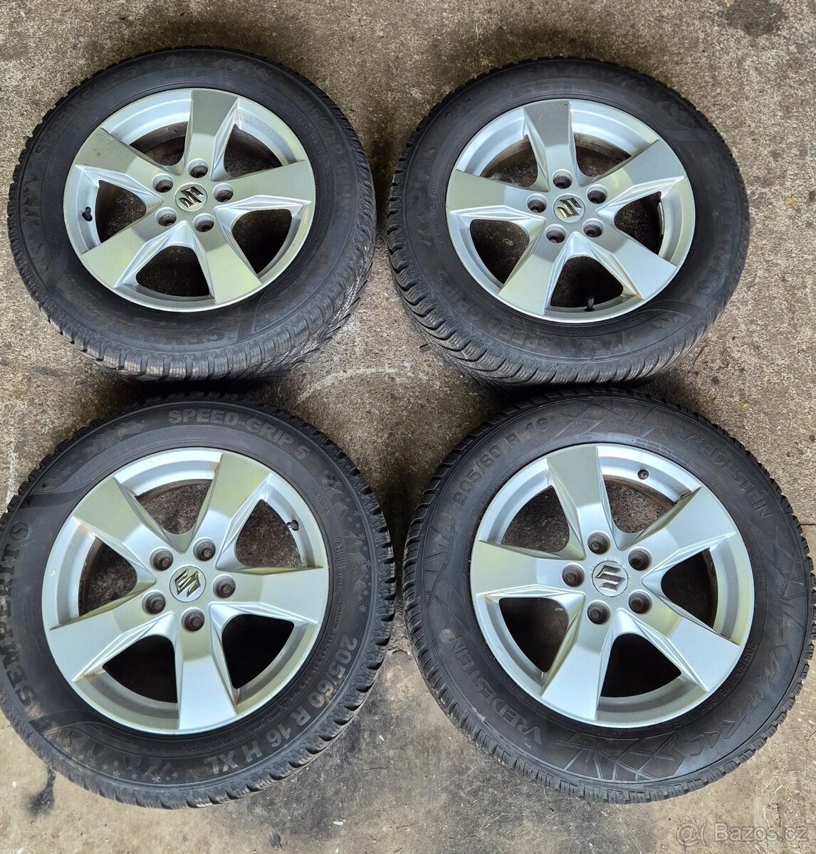5x114,3 r16 zamluveno