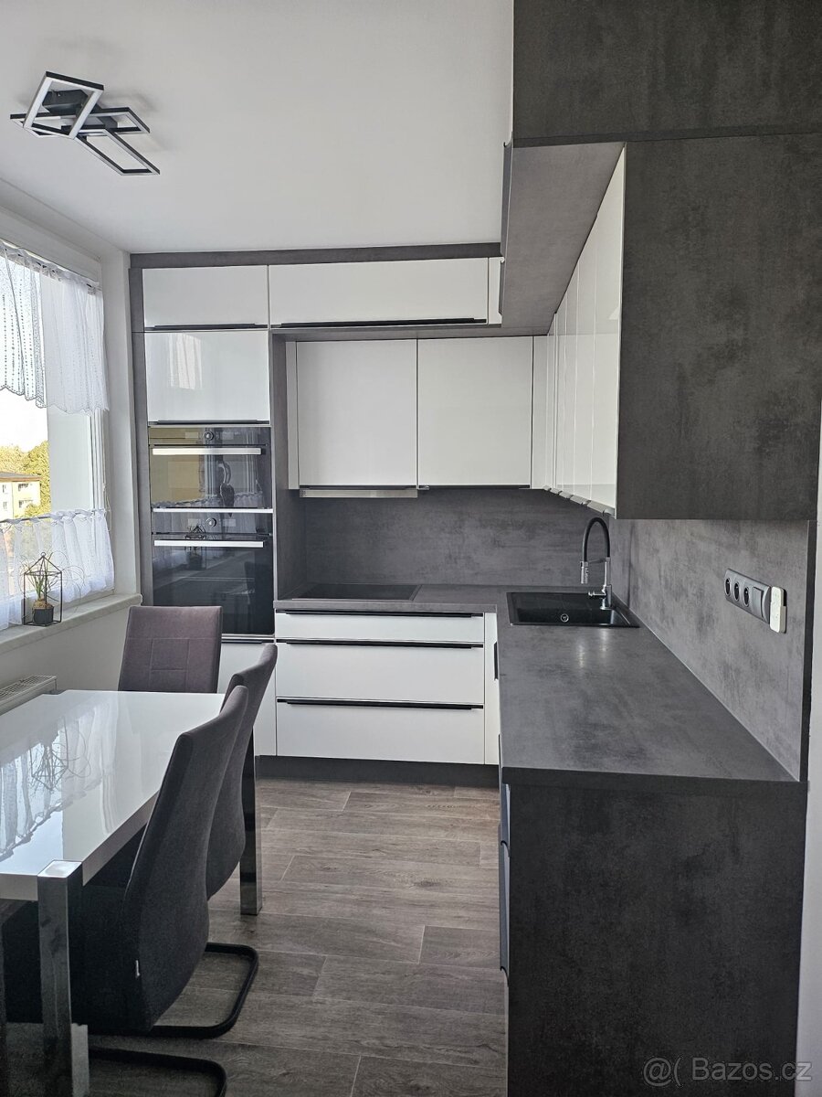 krásný  byt 3+1 (dispozičně upraveno na 4+1)