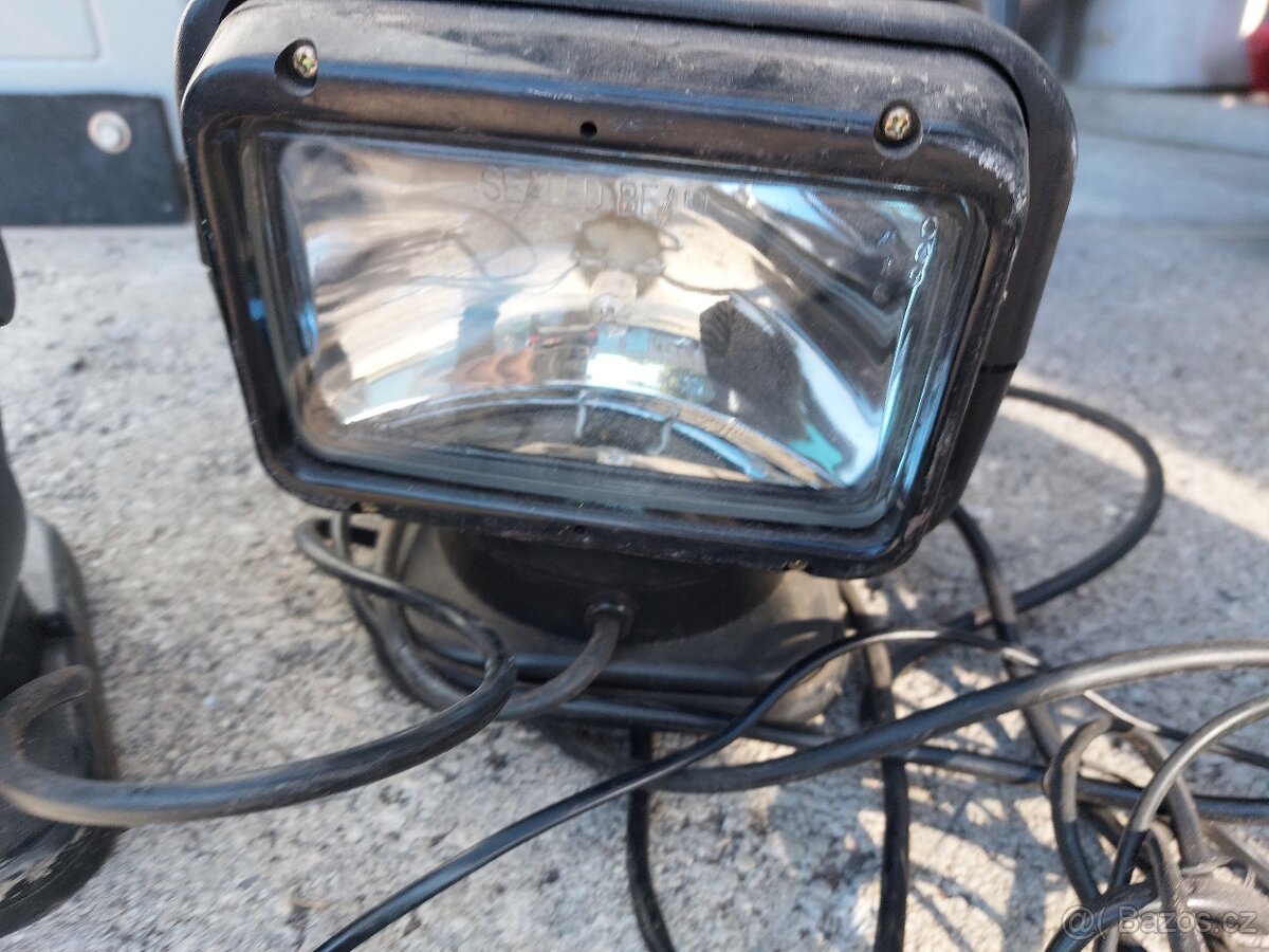 halogenove svetlo 12v