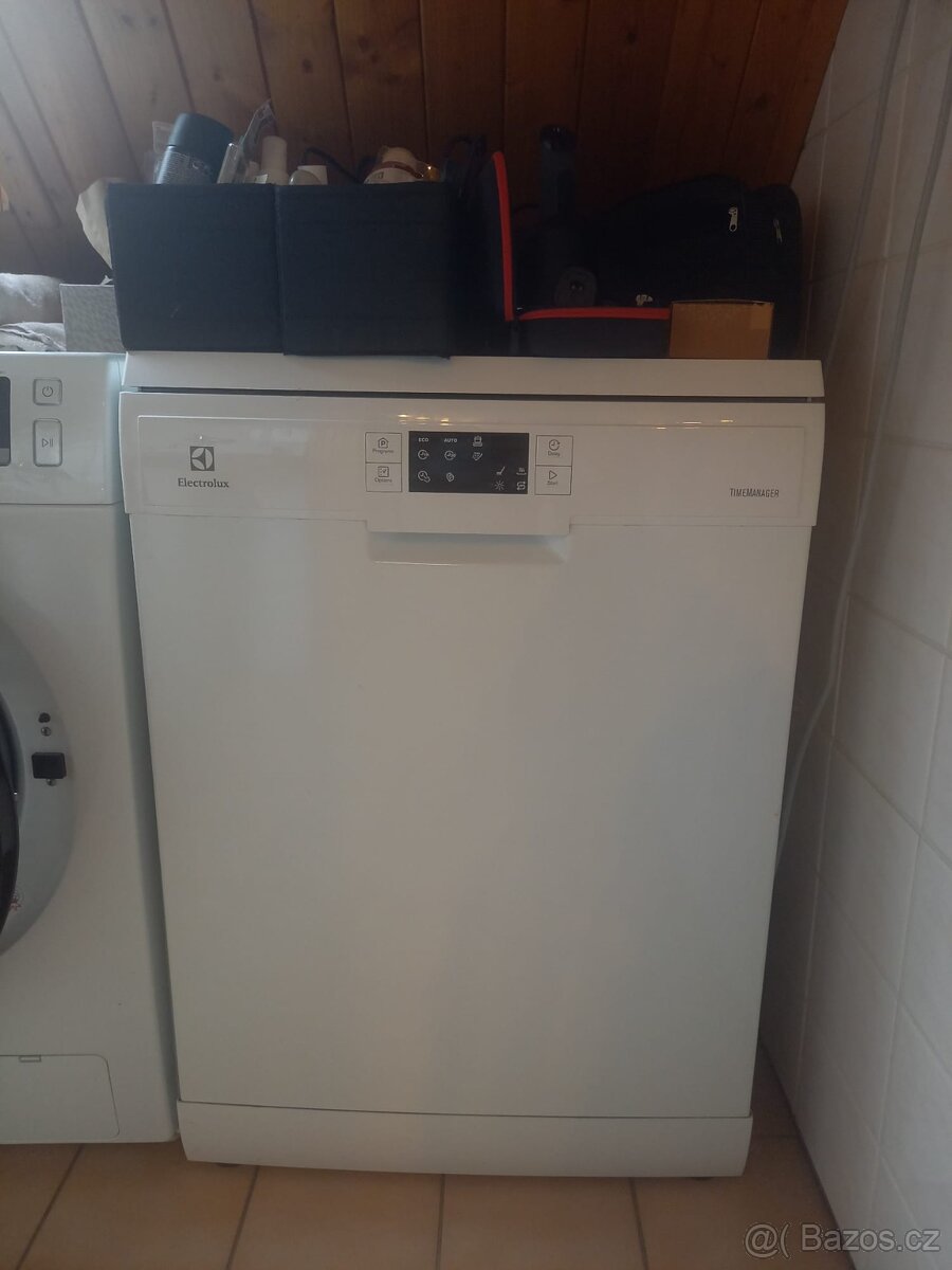 Myčka nádobí Electrolux ESF 5541 LOW – plně funkční