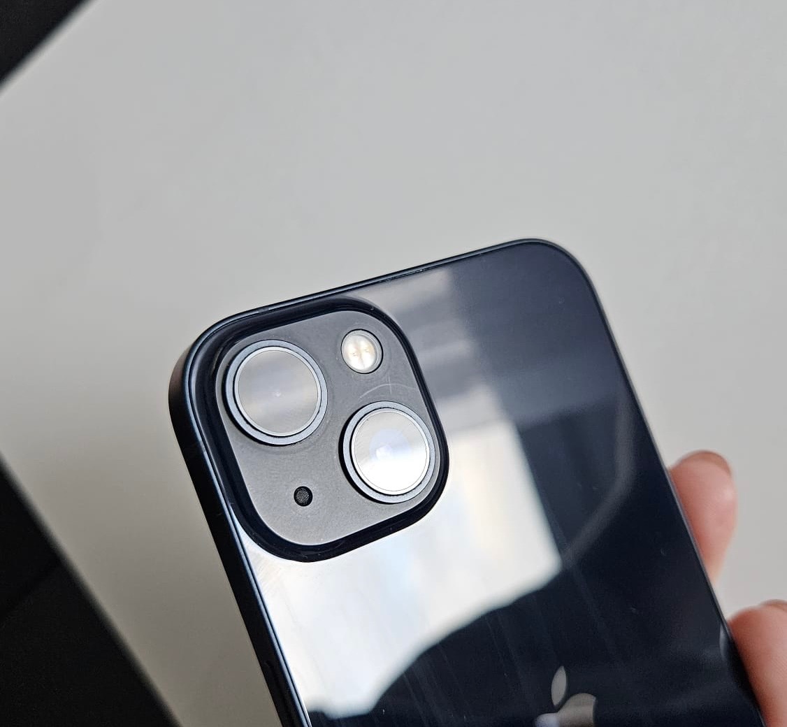 Apple iPhone 13 128GB inkoustově temný