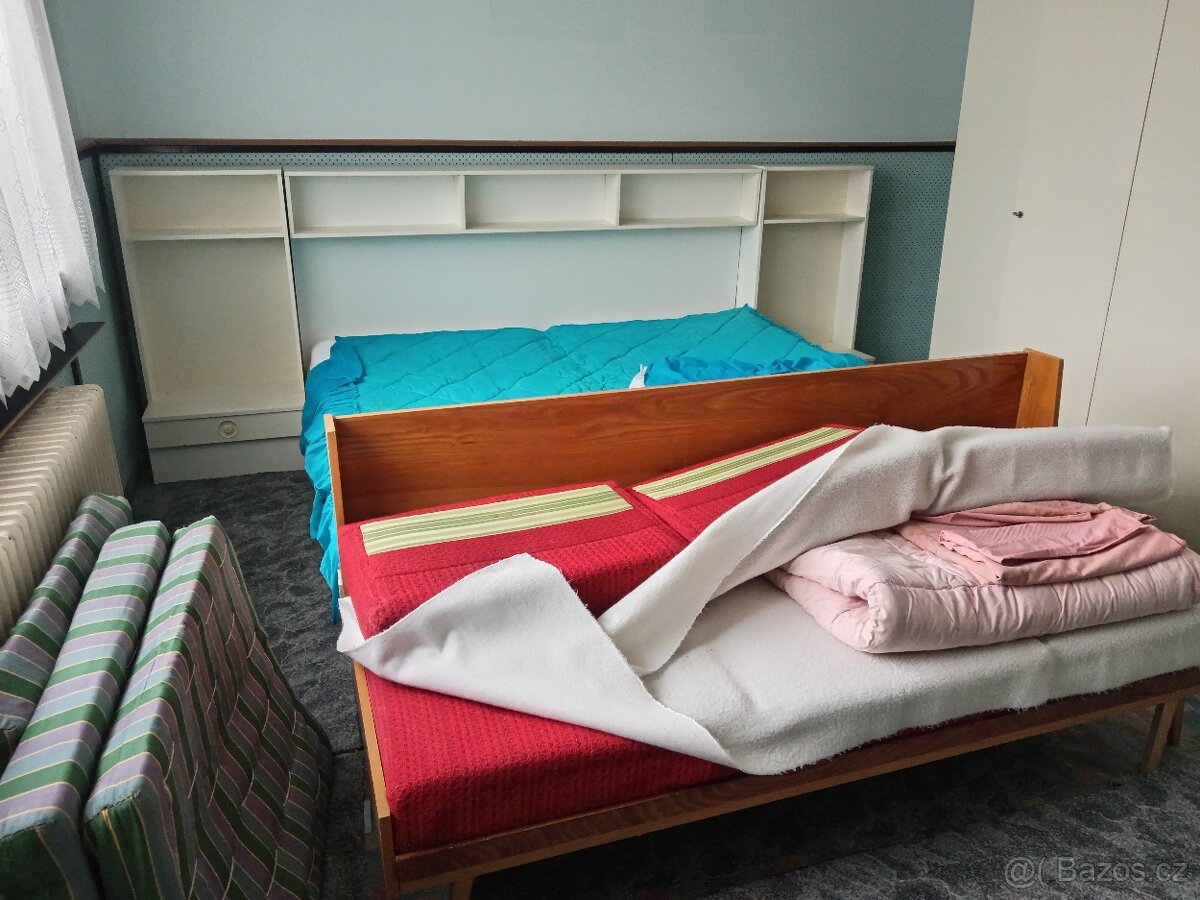 Nábytek z vyklízení, celá domácnost