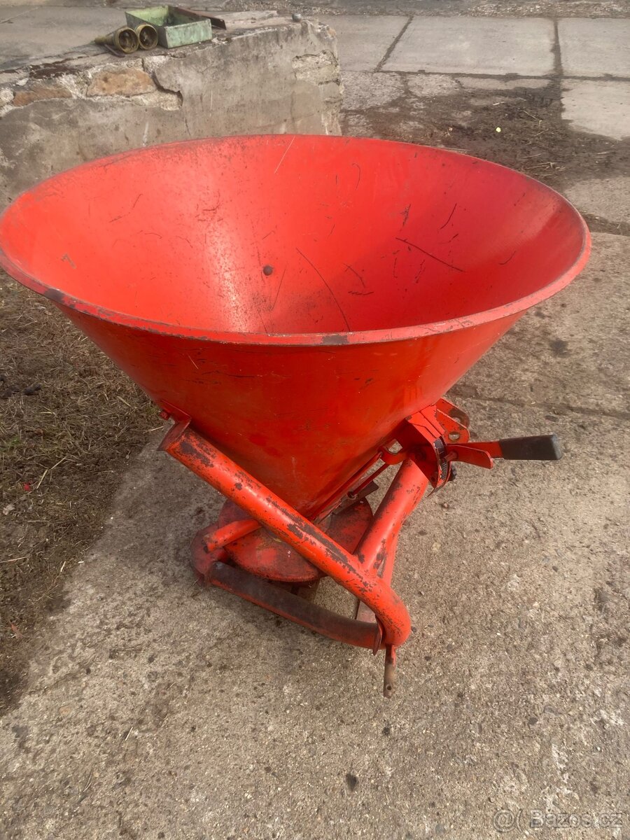 Rozmetadlo Kirchner bez náhonu