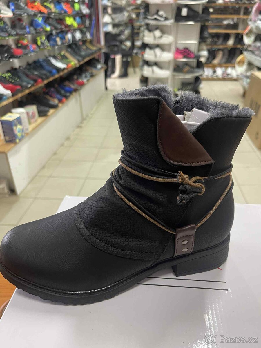 Damske zimni botičky
