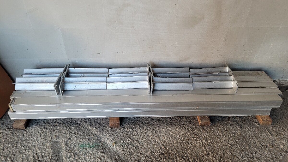 Plotový hliníkový sloupek + Nosník sloupku