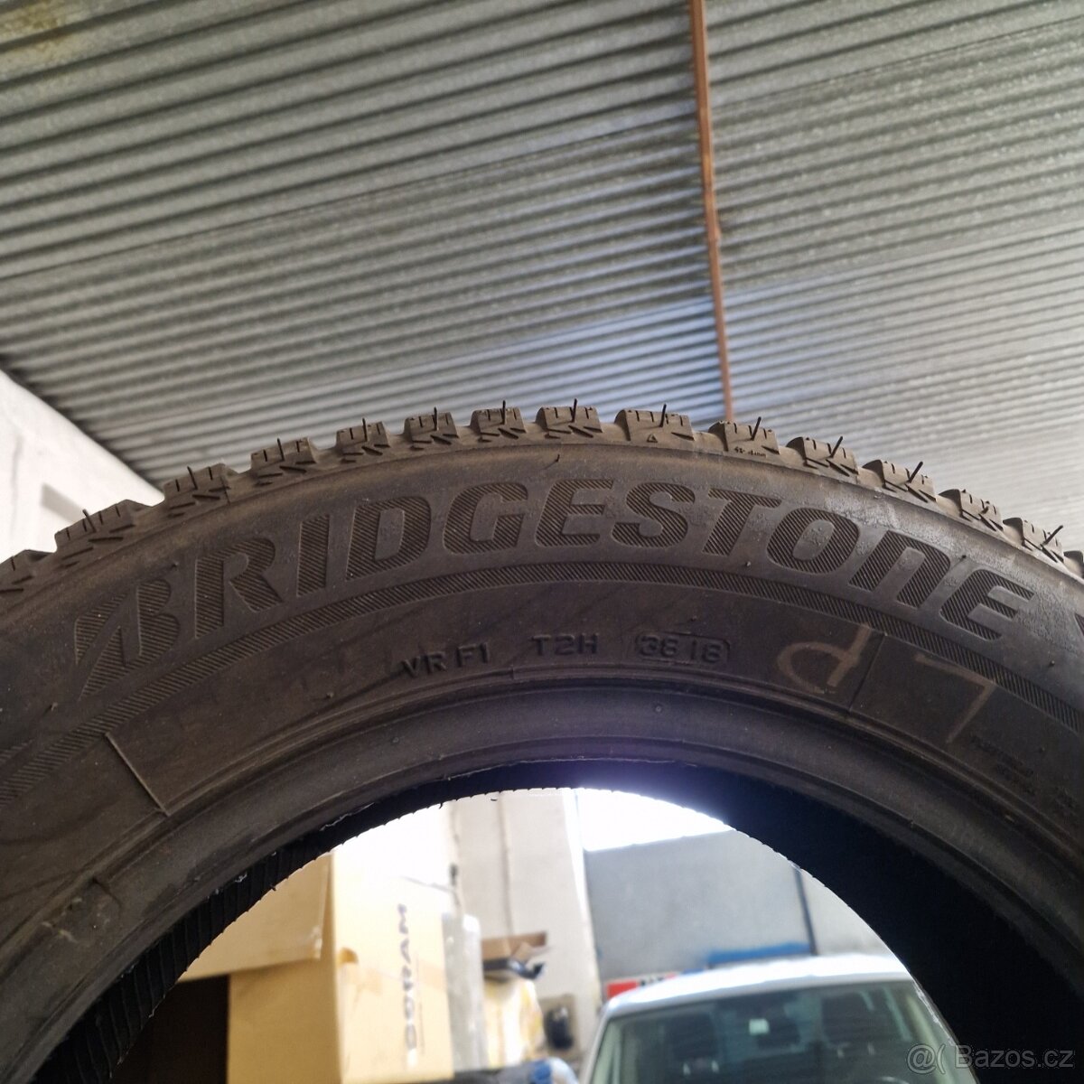 Zimní pneu Bridgestone 215/60r16 dot 2018