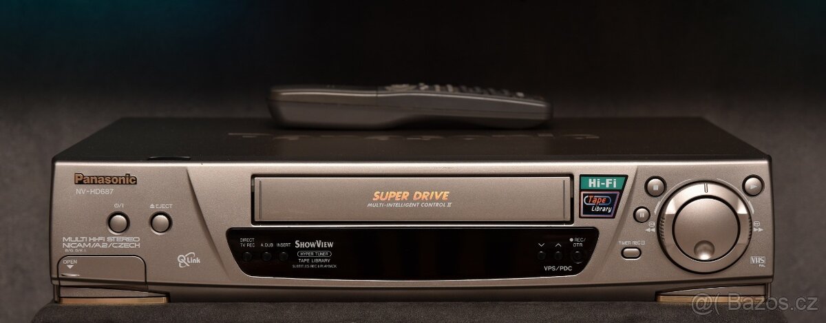 PANASONIC NV-HD 687