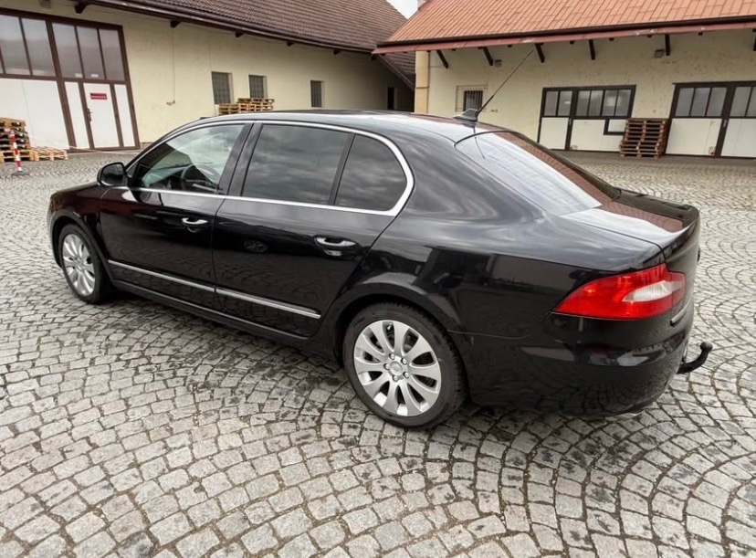 Superb 2 2.0 TDI 125 kw rok 2009