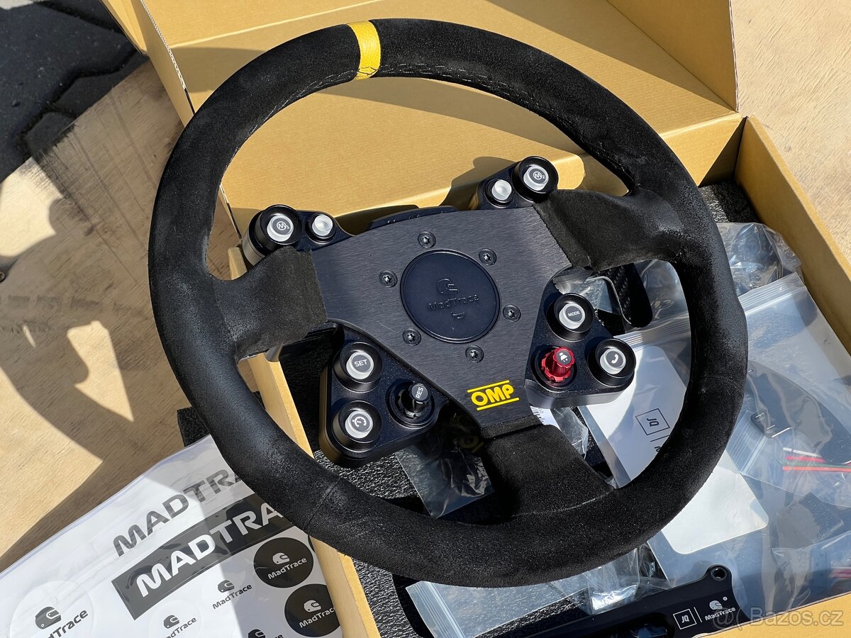 OMP Madtrace volant pro BMW F8X DTC