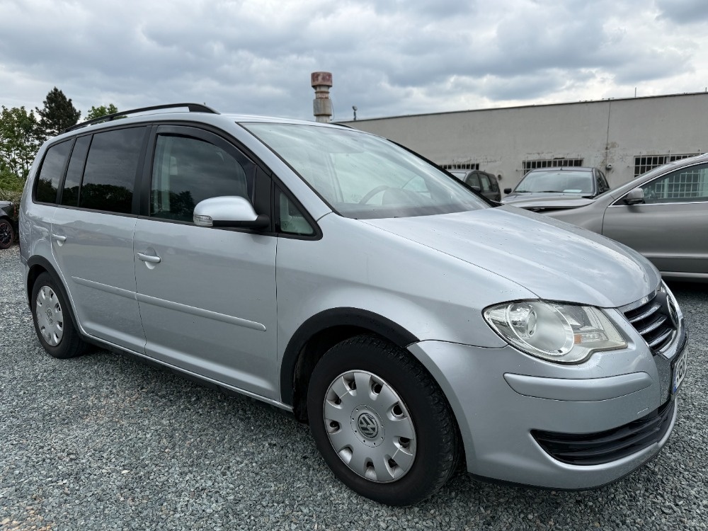 Volkswagen Touran, 2.0i CNG 7-Míst
