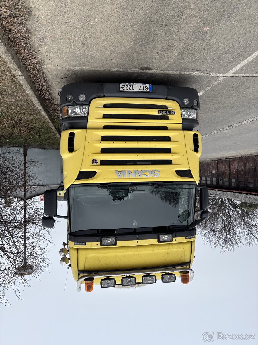 Scania tahač.