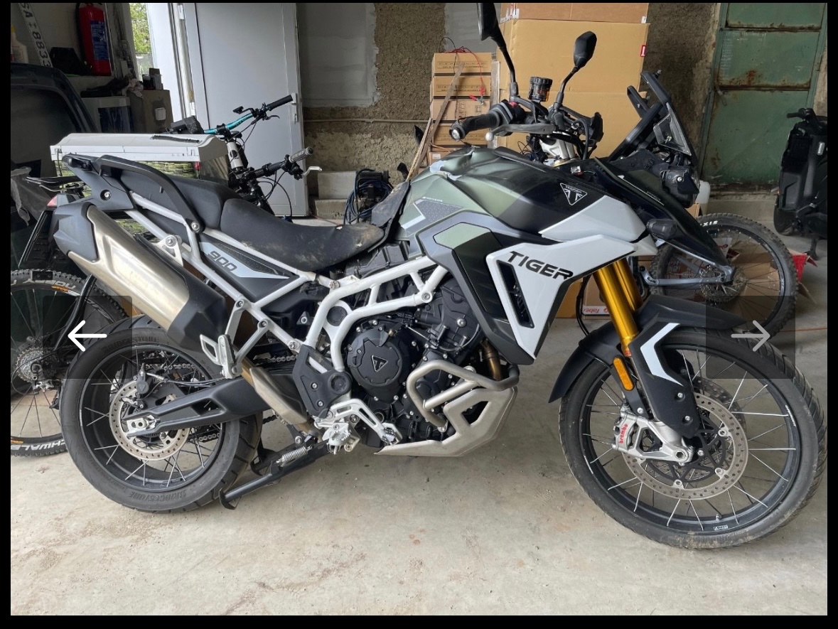Triumph tiger 900 rally pro